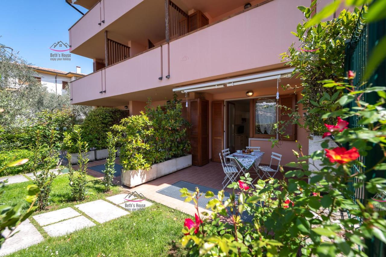 Garden Beth'S House Apartment Brenzone sul Garda Exterior photo